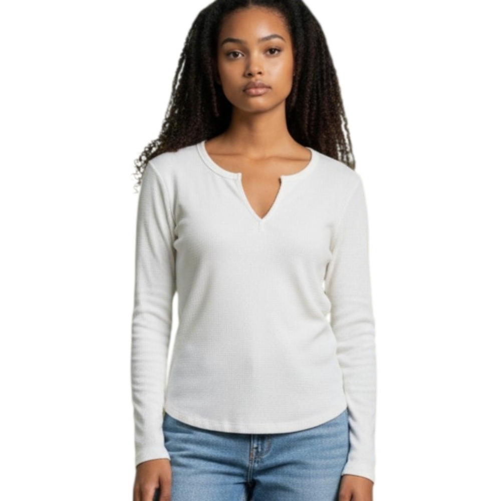Famulily White Notch-Neck Waffle Knit Long Sleeve Top Sz.L EUC